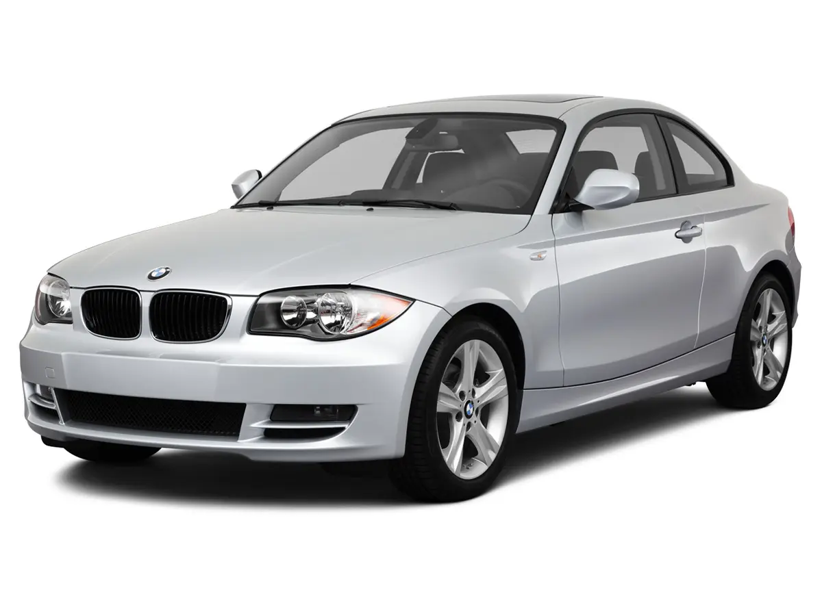 بی ام و E88 125i مدل 2008-2011